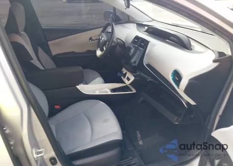 2017 Toyota Prius Three z USA, uszkodzony, nr VIN JTDKARFU6H3050769